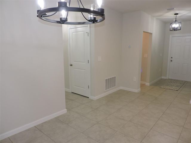 836 Persimmon Place, Fort Pierce, FL 34981