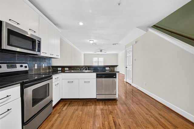 1342 Rutland Street 210, Houston, TX 77008