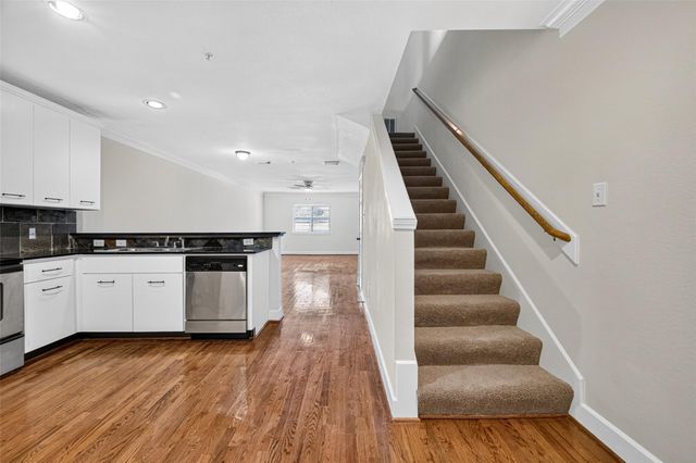 1342 Rutland Street 210, Houston, TX 77008