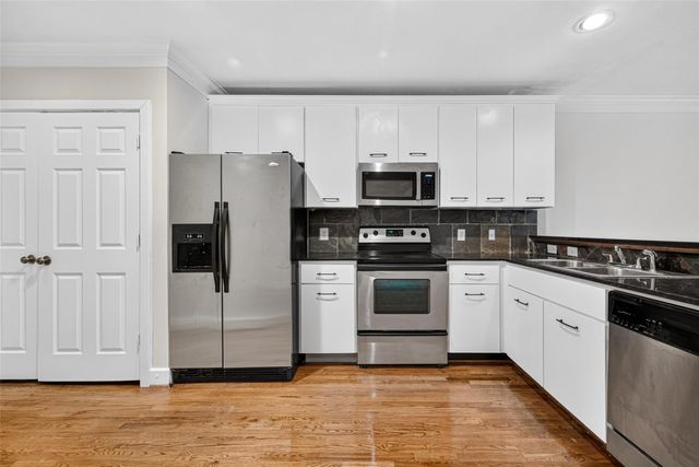 1342 Rutland Street 210, Houston, TX 77008