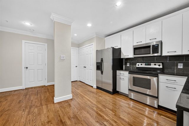 1342 Rutland Street 210, Houston, TX 77008