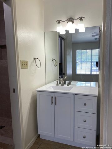 11610 Vance Jackson Rd Apt 980, San Antonio, TX 78230