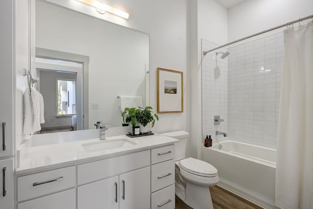 542 Southgate Ave Apt 104, Nashville, TN 37203