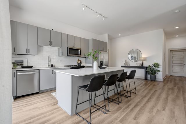 542 Southgate Ave Apt 104, Nashville, TN 37203