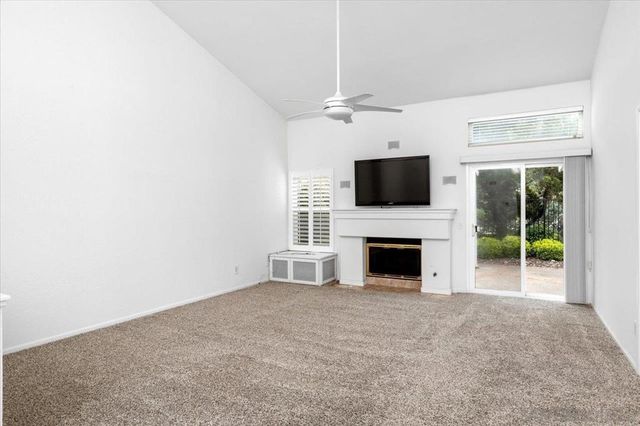 1686 Hermosita Dr, San Marcos, CA 92078