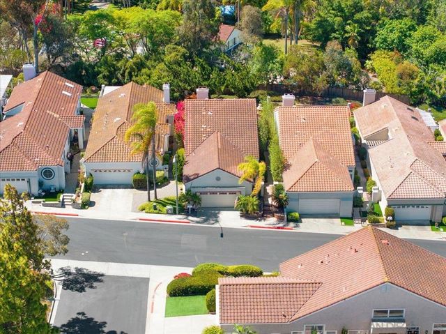 1686 Hermosita Dr, San Marcos, CA 92078