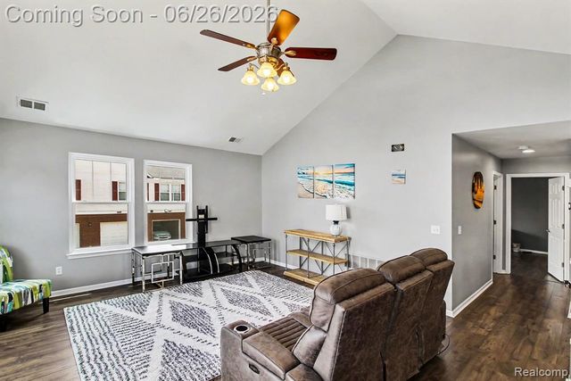 1723 Welland Street, Howell, MI 48855