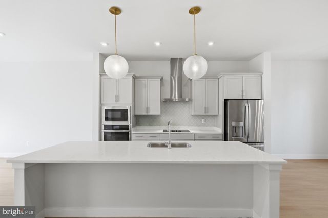 2389 LIBERTY LOOP, Herndon, VA 20171