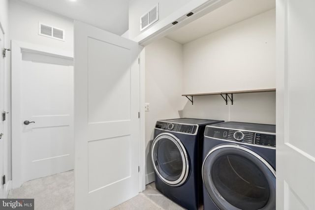 2389 LIBERTY LOOP, Herndon, VA 20171