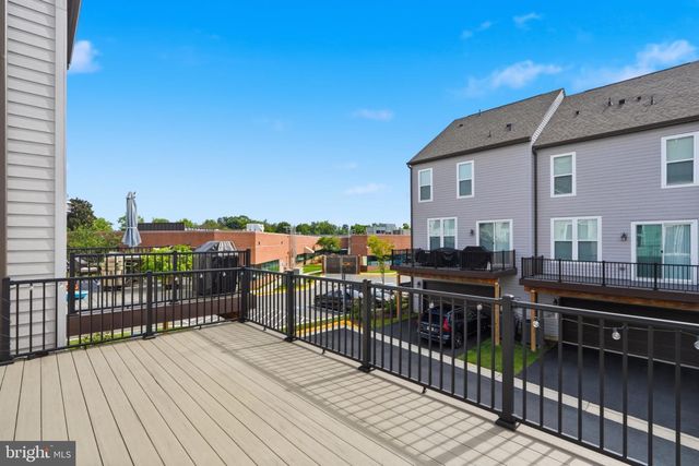 2389 LIBERTY LOOP, Herndon, VA 20171