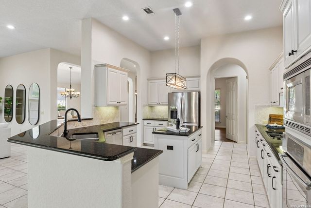3026 PANZANO PL, San Antonio, TX 78258