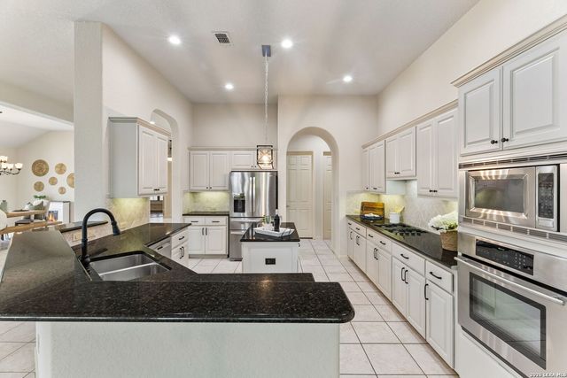 3026 PANZANO PL, San Antonio, TX 78258