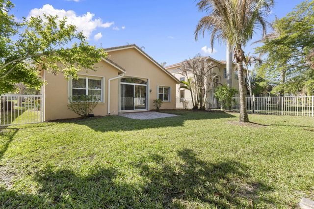 5627 Sunberry Circle, Fort Pierce, FL 34951