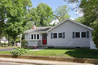 20 Salisbury Avenue, North Middletown, NJ 07748