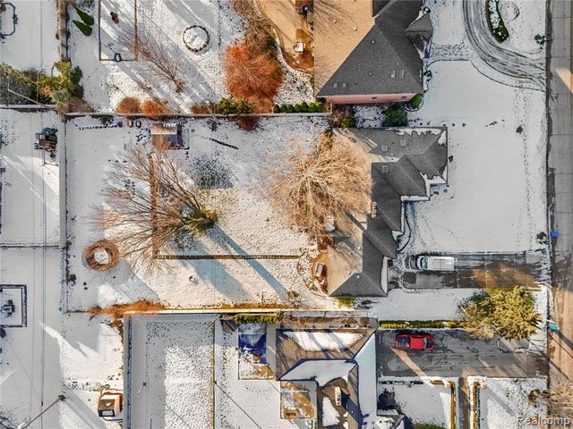 26639 Doxtator Street, Dearborn Heights, MI 48127