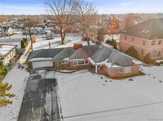 26639 Doxtator Street, Dearborn Heights, MI 48127