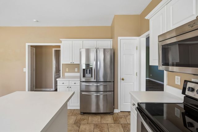 2408 Newberry Ln, Mount Juliet, TN 37122