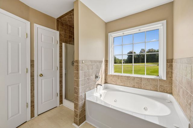 2408 Newberry Ln, Mount Juliet, TN 37122