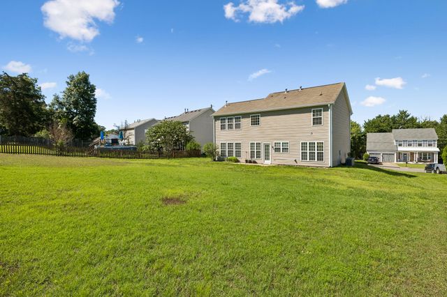 2408 Newberry Ln, Mount Juliet, TN 37122