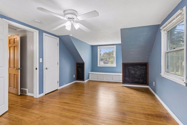 15730 6th Avenue N, Plymouth, MN 55447
