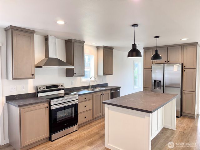 3060 Pennsylvania Street, Longview, WA 98632