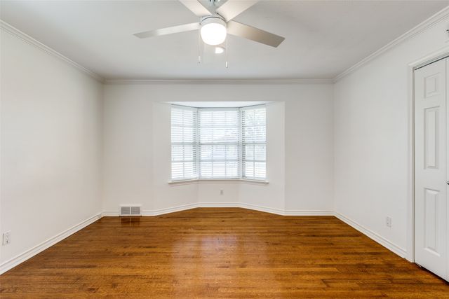 9610 Livenshire Drive, Dallas, TX 75238