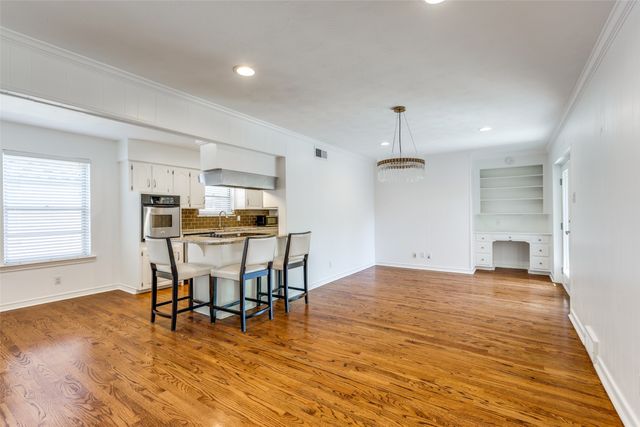 9610 Livenshire Drive, Dallas, TX 75238