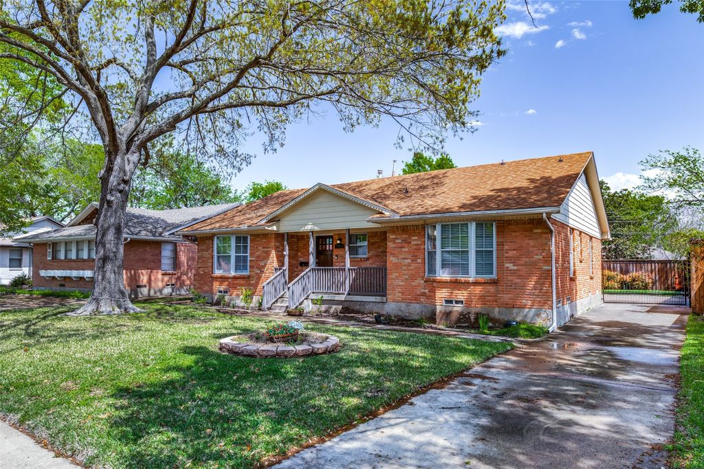 9610 Livenshire Drive, Dallas, TX 75238