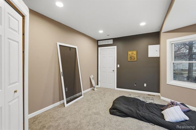 20446 Williamson Street, Clinton Township, MI 48035