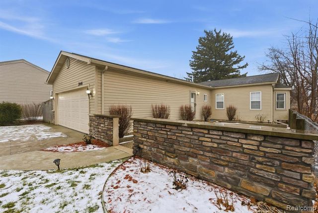 20446 Williamson Street, Clinton Township, MI 48035