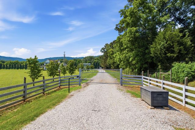 354 Garner Road, Decherd, TN 37324