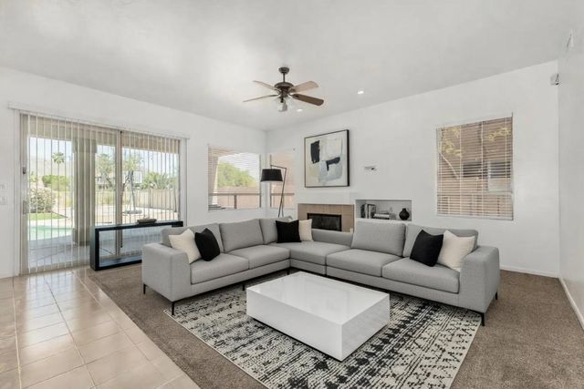 918 W Windsong Drive, Phoenix, AZ 85045
