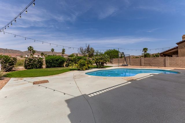 918 W Windsong Drive, Phoenix, AZ 85045