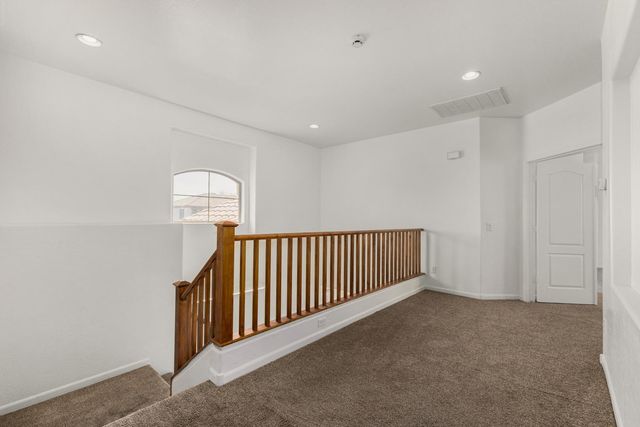 918 W Windsong Drive, Phoenix, AZ 85045