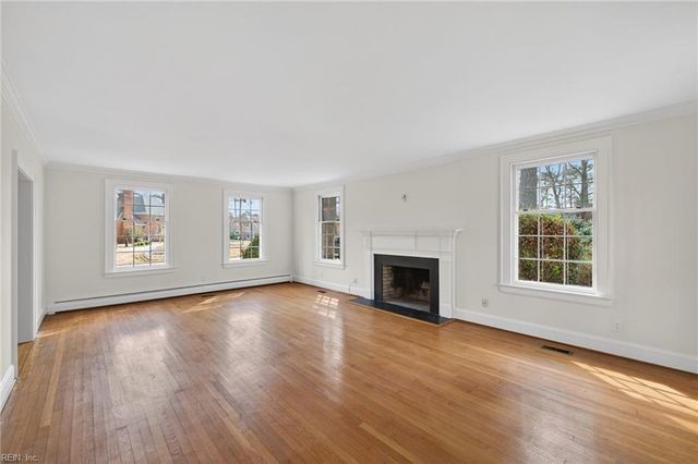 1000 S Bay Shore DR, Virginia Beach, VA 23451