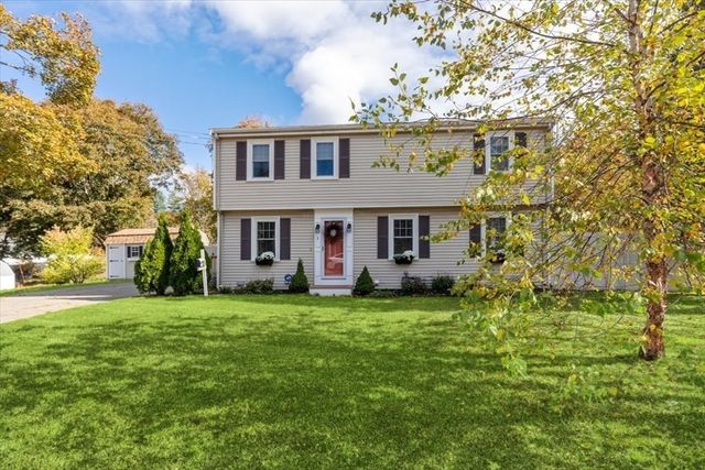 1 Hemlock Rd., Hingham, MA 02043