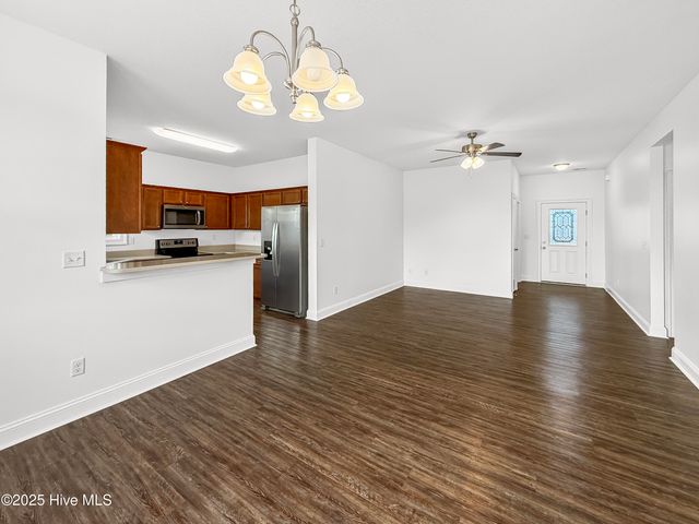 601 Millbrooke Circle, Elizabeth City, NC 27909