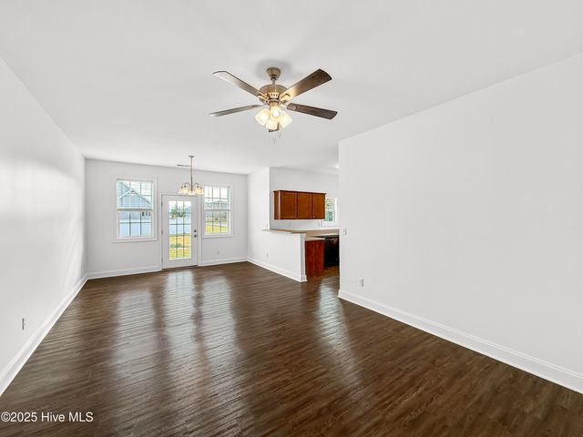 601 Millbrooke Circle, Elizabeth City, NC 27909