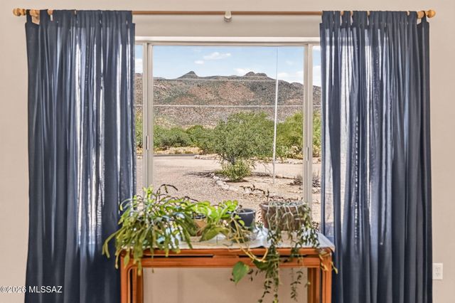 10800 E Snyder Road, Tucson, AZ 85749