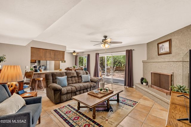 10800 E Snyder Road, Tucson, AZ 85749