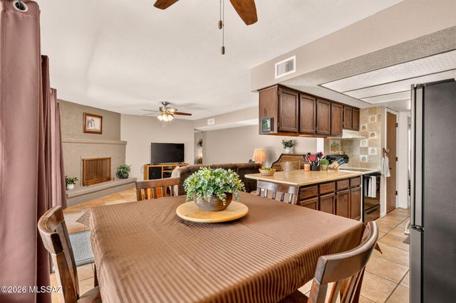 10800 E Snyder Road, Tucson, AZ 85749