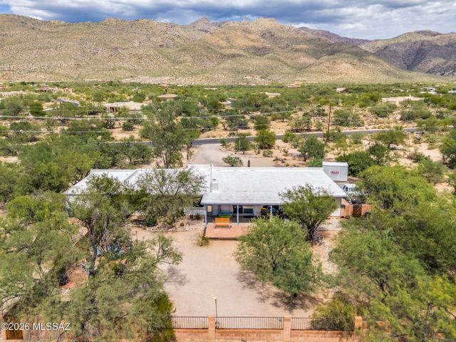 10800 E Snyder Road, Tucson, AZ 85749