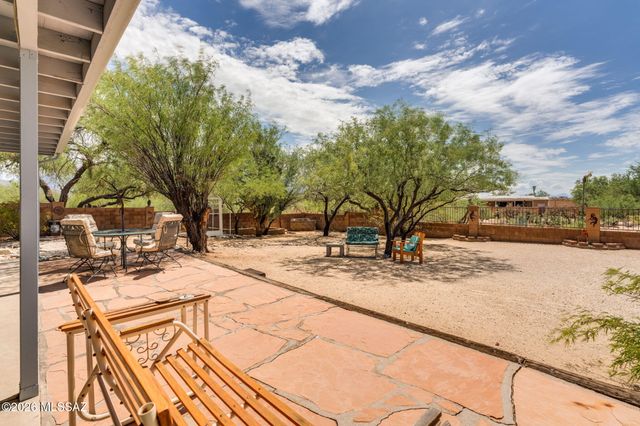 10800 E Snyder Road, Tucson, AZ 85749