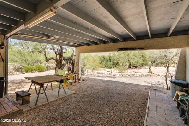 10800 E Snyder Road, Tucson, AZ 85749