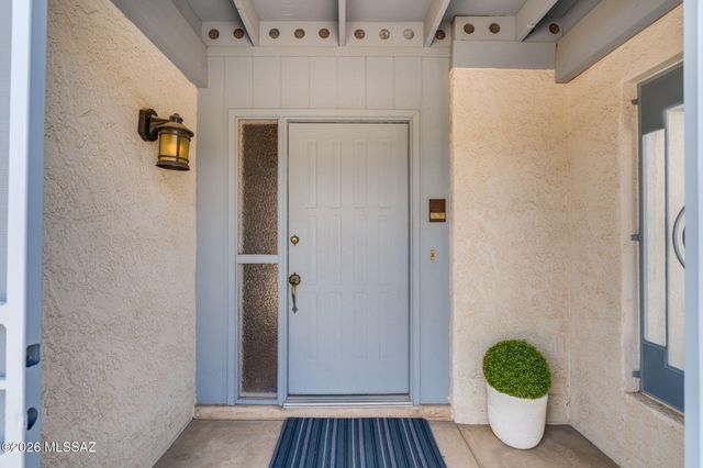 10800 E Snyder Road, Tucson, AZ 85749