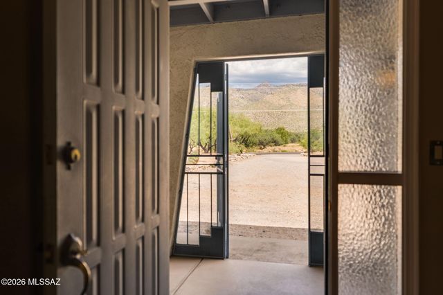 10800 E Snyder Road, Tucson, AZ 85749