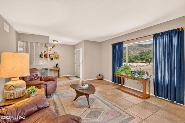 10800 E Snyder Road, Tucson, AZ 85749