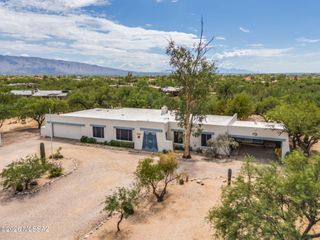 10800 E Snyder Road, Tucson, AZ 85749