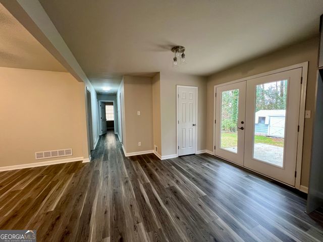 6740 Brookwood Circle, Jonesboro, GA 30236