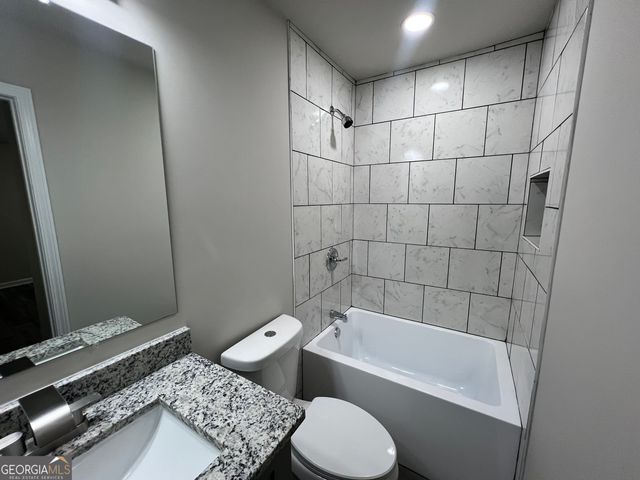 6740 Brookwood Circle, Jonesboro, GA 30236